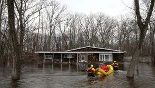 فيضانات في العاصمة الكندية أوتاوا