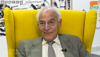 العالم المصري فاروق الباز