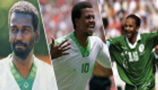 نجوم الرياضة والفن العرب يهنئون العويران باختياره كأفضل لاعب سعودي