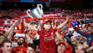 جماهير ليفربول تتغزل في موهبتها الجزائرية