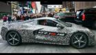 شيفروليه تكشف رسميا عن الشعار الجديد لطراز "كورفيت"