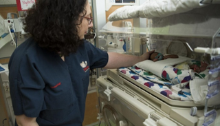 الولادة المبكرة تحرم الطفل من هرمون مهم لنمو الدماغ- صورة أرشيفية