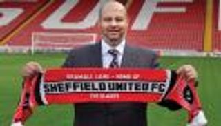 مالك شيفيلد الإنجليزي: نبحث التعاقد مع لاعبين سعوديين