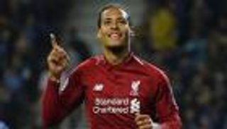 فان ديك يعلق على إمكانية الفوز بالكرة الذهبية