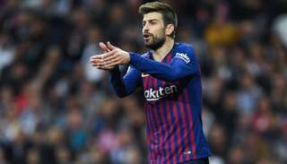 جيرارد بيكيه - لاعب برشلونة