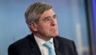 العنصرية ضد النساء قد تطيح بمرشّح ترامب لـ"المركزي الأمريكي"