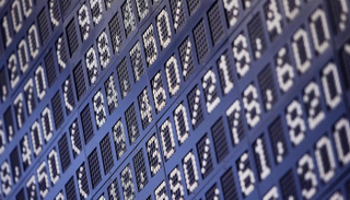 الأسهم الأوروبية تنخفض بفعل المخاوف بشأن النمو