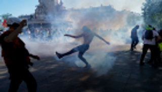 مخاوف من اندلاع أعمال عنف في فرنسا خلال احتفالات عيد العمال