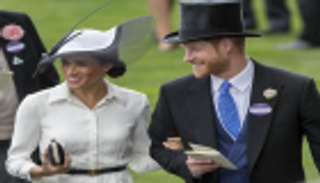 ابن ميجان ماركل يدخل التاريخ قبل ولادته بكسر 5 قواعد ملكية