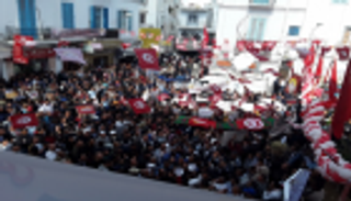 بالصور.. آلاف التونسيين يرفعون شعار "لا الشاهد ولا الإخوان"