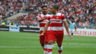 الإفريقي يخطط لتغريم نجمه بسبب "واقعة الكلب"