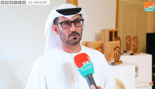 حسين إبراهيم الحمادي وزير التربية والتعليم في دولة الإمارات