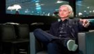 مورينيو يسخر من أسطورتي مانشستر يونايتد