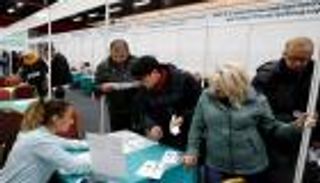 نمو الوظائف الأمريكية يقفز والبطالة تهبط لـ3.6%