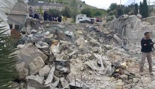 جانب من هدم الاحتلال المنازل الفلسطينية في وادي ياصول