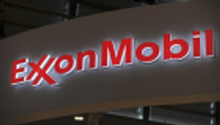 بعد 60 عاما من تأميم أصولها في عهد كاسترو..  إكسون موبيل تطلب تعويضات من كوبا