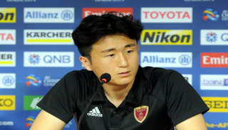 تشانج رم لاعب الوحدة