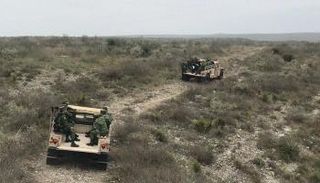 جانب من عمليات البحث عن الطائرة