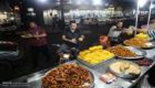 انتهازية حكومة روحاني.. إيران ترفع أسعار "البقلاوة والمشبك" في رمضان