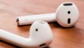 "قشرة" سماعة "أبل" تنقذ حياة تايواني 