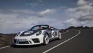 بالصور.. بورش تكشف عن تكلفة طراز "911 سبيدستر"