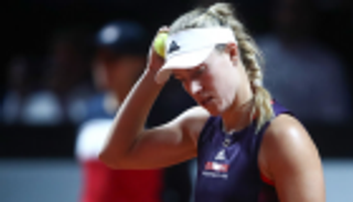 الإصابة تجبر كيربر على الانسحاب من بطولة مدريد للتنس