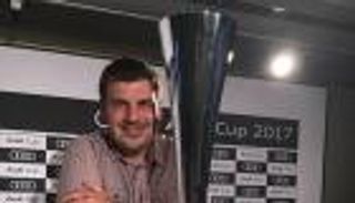 كلوب جاهز لمفاجأة برشلونة