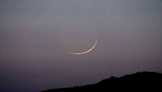 هلال رمضان.