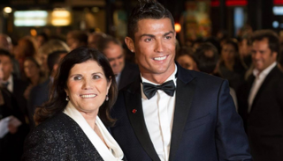 دولوريس وكريستيانو