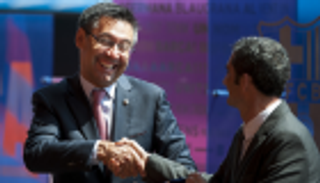 رئيس برشلونة يدعم فالفيردي رغم كارثة ليفربول