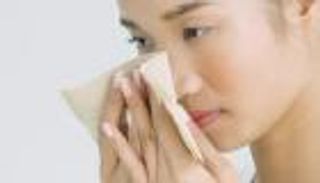 طرق تنظيف البشرة الدهنية في المنزل