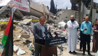 مؤتمر لوكيل وزارة الأشغال العامة والإسكان في غزة