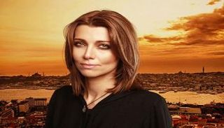 الروائية التركية إليف شفق