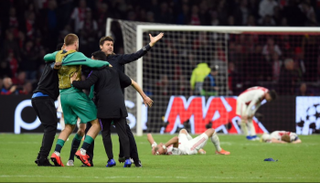 فرحة توتنهام هوتسبير