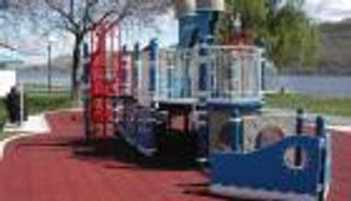 أرضيات الملاعب المطاطية خطر على صحة الأطفال