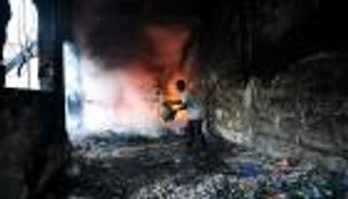 بالصور..  6 قتلى بينهم أطفال بحريق في نيويورك