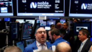 ستاندرد آند بورز يغلق منخفضا مع هبوط إنتل رغم آمال التجارة