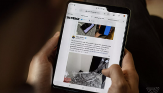 هاتف جالاكسي فولد 