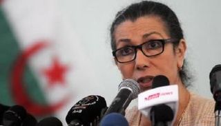 رئيسة حزب العمال الجزائري لويزة حنون - أرشيفية