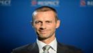 رئيس "اليويفا" يعلق على احتكار الإنجليز لنهائيي بطولتيه 