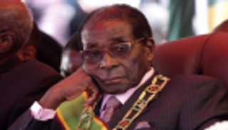 رئيس زيمبابوي السابق يبيع ممتلكاته في مزاد لتسديد ديونه