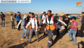 شهيد و30 إصابة في الجمعة الـ58 لمسيرة العودة شرق غزة