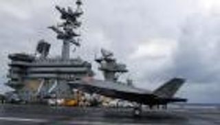 أمريكا تحذر السفن التجارية من هجمات إيرانية محتملة