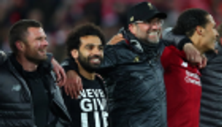 قميص صلاح في الريمونتادا معروض للبيع