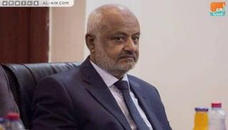 محافظ الحديدة الحسن طاهر 
