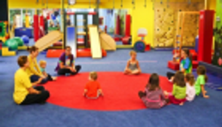 بالصور.. أول "جيم رياضي" بدبي يستقبل البراعم في سن 6 أسابيع