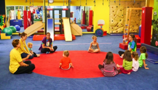 "جيم رياضي" بدبي يستقبل البراعم في سن 6 أسابيع  