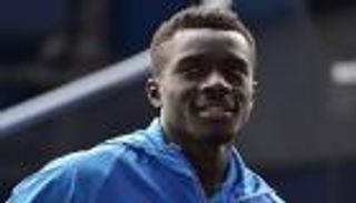 مانشستر يونايتد يخطط لخطف نجم إيفرتون من باريس سان جيرمان