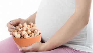 المكسرات.. غذاء الحوامل لإنجاب أطفال أذكياء