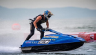 الإمارات للدراجات المائية يتألق في بطولة العالم بالبرتغال